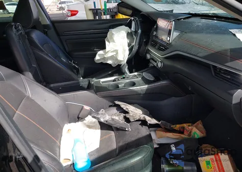 2019 Nissan Altima 2.5 Sr z USA, uszkodzony, nr VIN 1N4BL4CV6KC170577